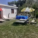 Bujtina Ethan Perondi - Private Swimming Pool