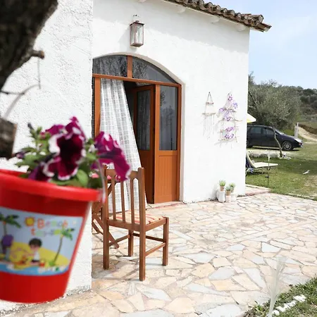 Bujtina Ethan Perondi Villa *