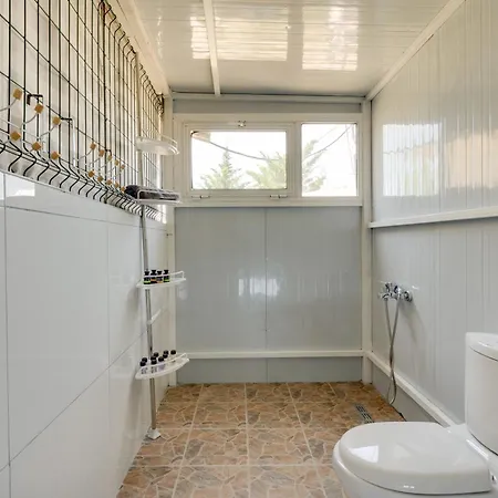 Bujtina Ethan Perondi - Private Swimming Pool *