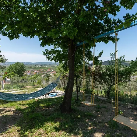 Bujtina Ethan Perondi - Private Swimming Pool * Kuçova