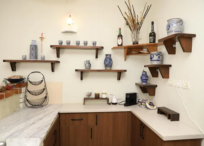 Bujtina Ethan Perondi Villa Kuçova