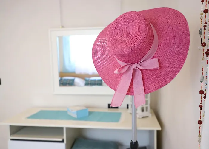 Bujtina Ethan Perondi Villa Kuçova